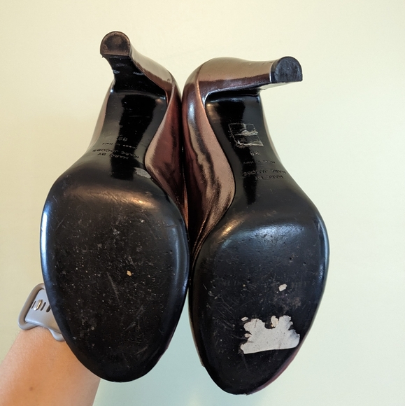 Marc by Marc Jacobs Heels Auth Metallic Silver Platinum Pumps Size 39 - Picture 2 of 9